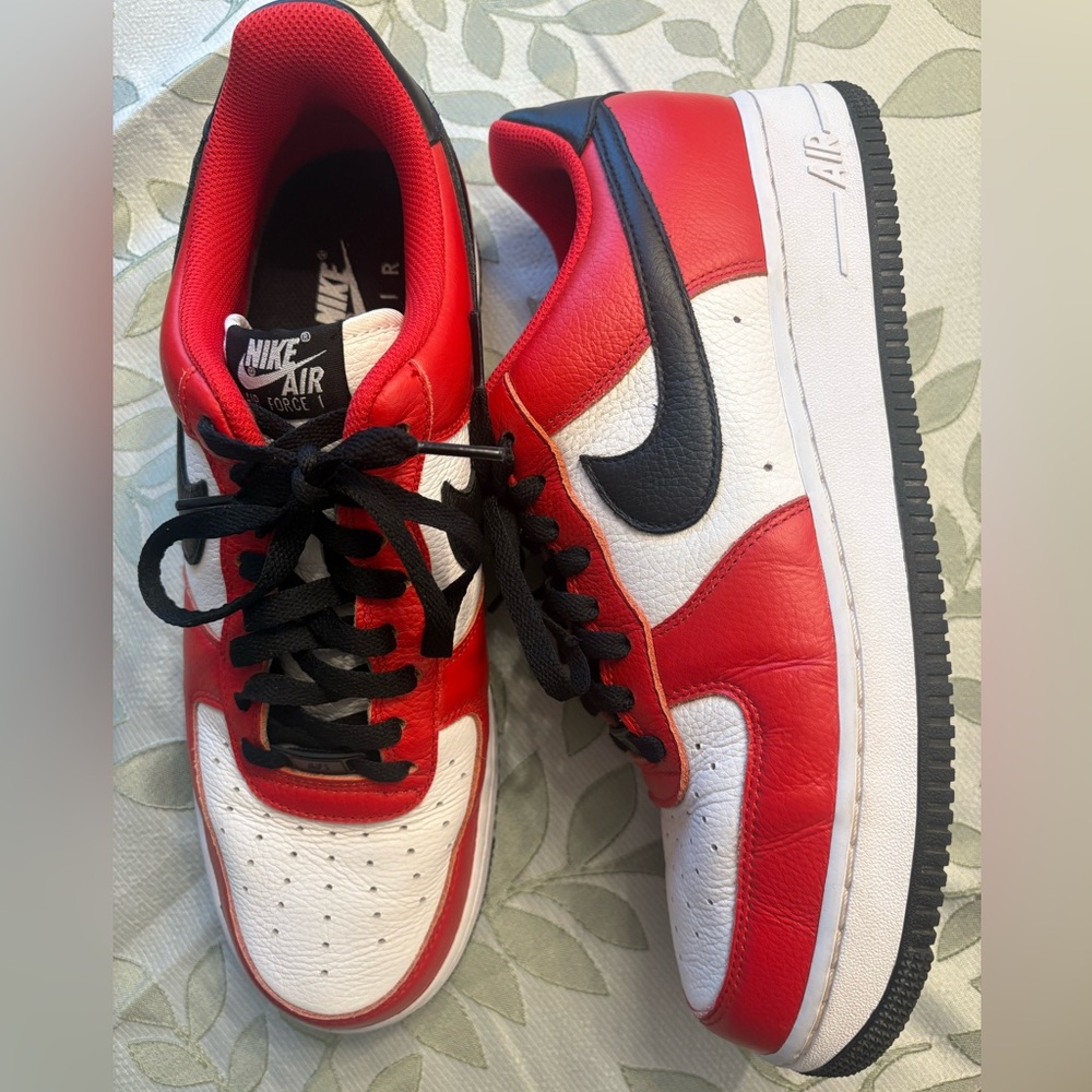 Nike Air Force 1 By You Unlocked size 11  "Chicago" Red White And Black